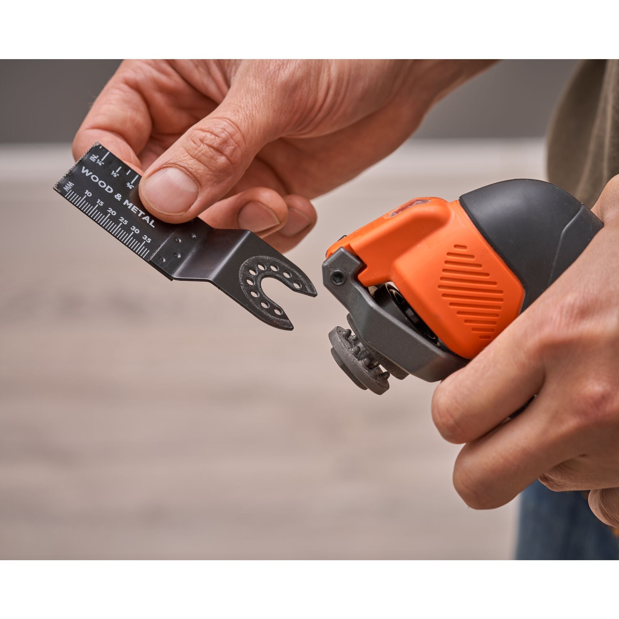 Black+decker bdcos18n-xj 18v oscillerende multitool multifunctioneel gereedschap (oranje zwart, accu en oplader niet inbegrepen)