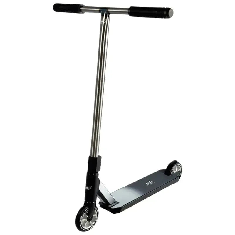 Flyby Air V2 Pro Scooter Schwarz-Chrom