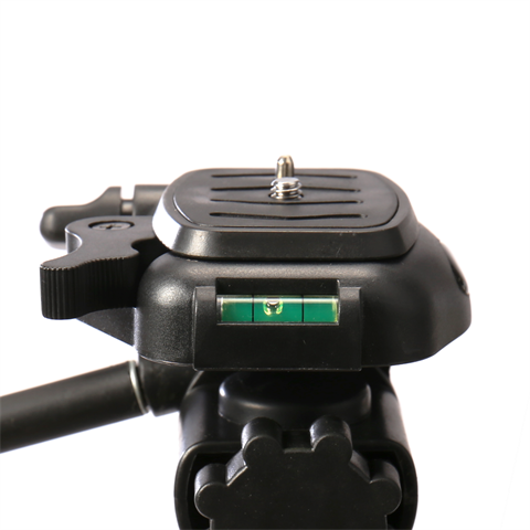 Nest-Stativ + Stativkopf WT-3530 H147 cm